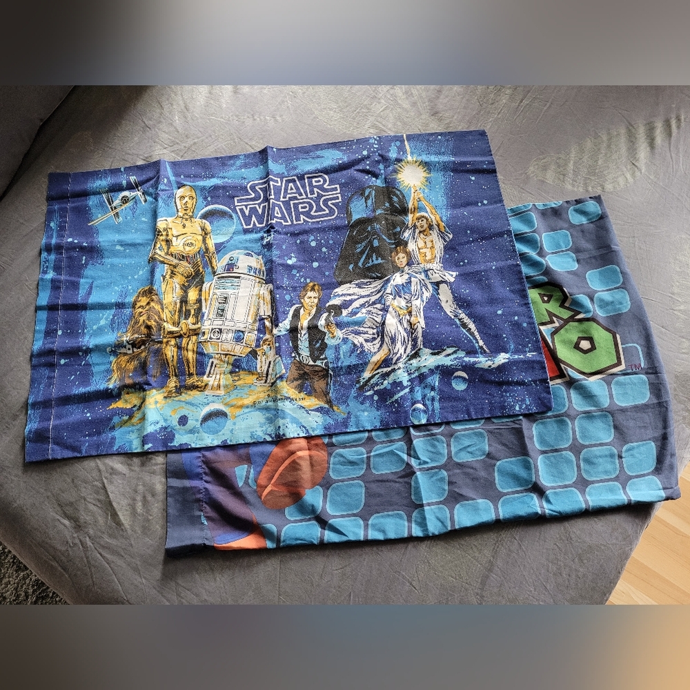 ⭐️1977 Star Wars Pillowcase + 1⭐️